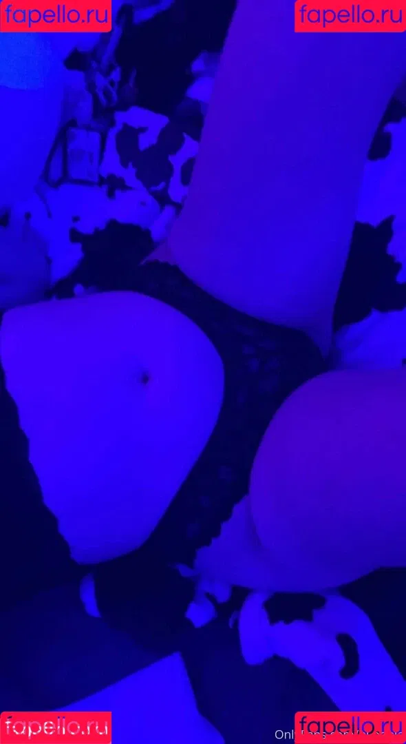 Hioobs / hi.oobie / hi.ooby Onlyfans Photo Gallery 