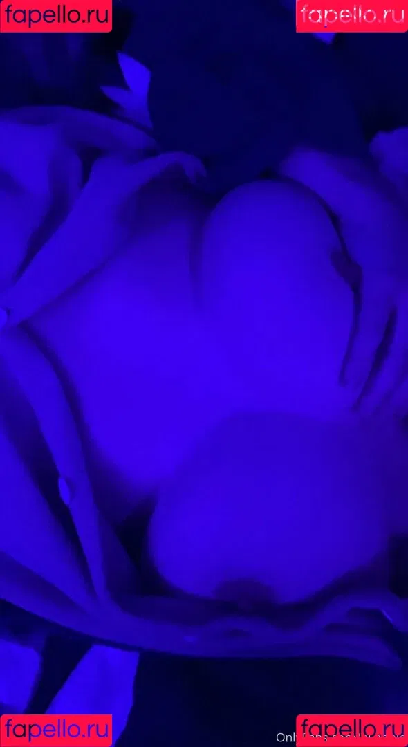 Hioobs / hi.oobie / hi.ooby Onlyfans Photo Gallery 