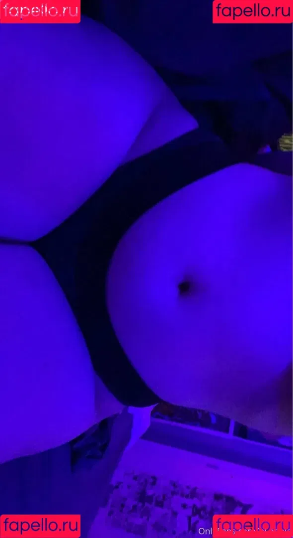 Hioobs / hi.oobie / hi.ooby Onlyfans Photo Gallery 