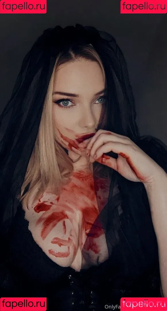 neevi / neevi_twitch / neevilicious / neeviliciouz Onlyfans Photo Gallery 