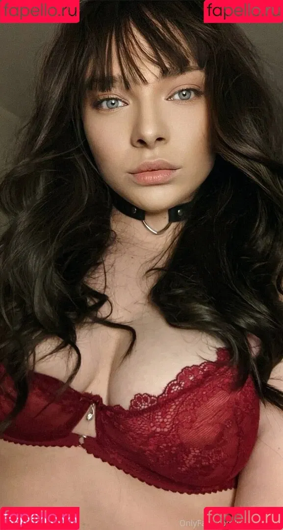 neevi / neevi_twitch / neevilicious / neeviliciouz Onlyfans Photo Gallery 