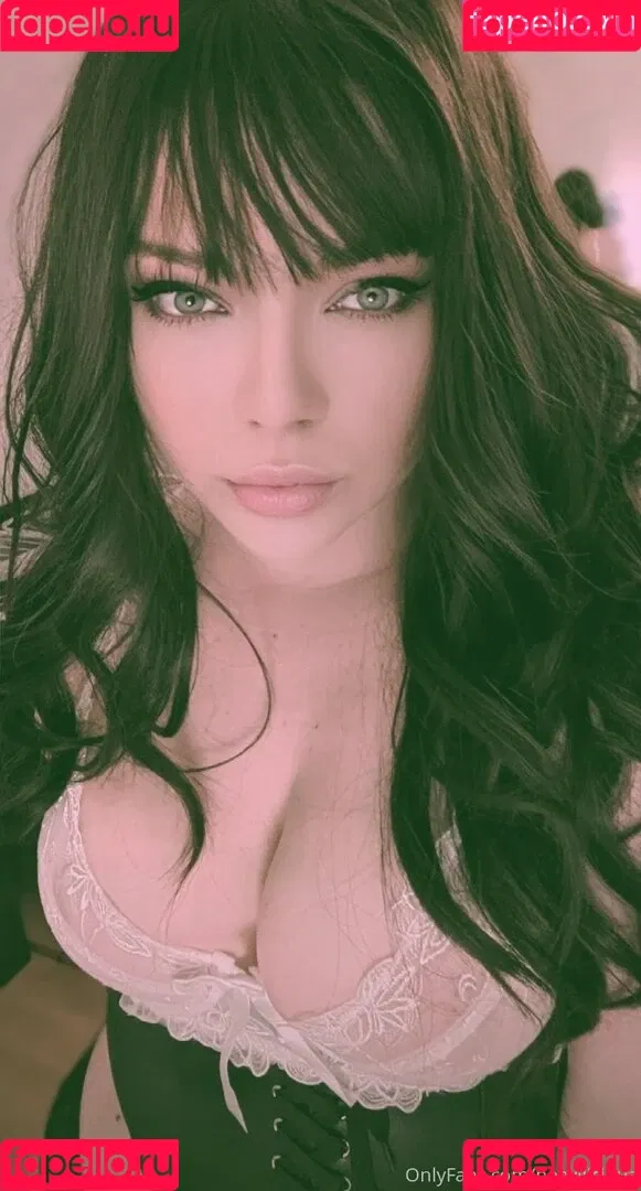 neevi / neevi_twitch / neevilicious / neeviliciouz Onlyfans Photo Gallery 