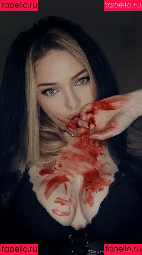 neevi / neevi_twitch / neevilicious / neeviliciouz Onlyfans Photo Gallery 