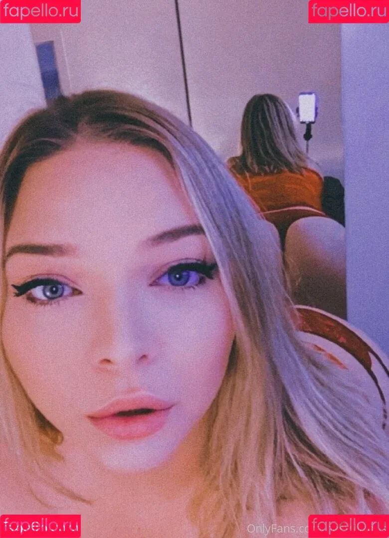 neevi / neevi_twitch / neevilicious / neeviliciouz Onlyfans Photo Gallery 