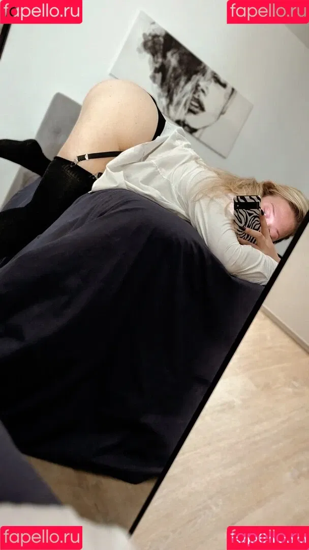 neevi / neevi_twitch / neevilicious / neeviliciouz Onlyfans Photo Gallery 