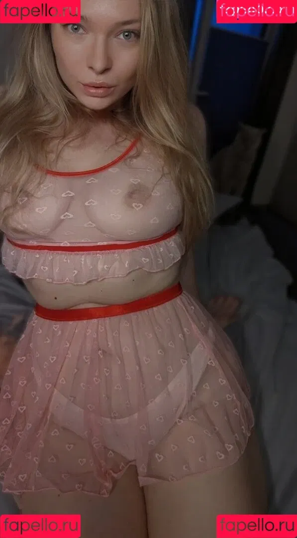 neevi / neevi_twitch / neevilicious / neeviliciouz Onlyfans Photo Gallery 