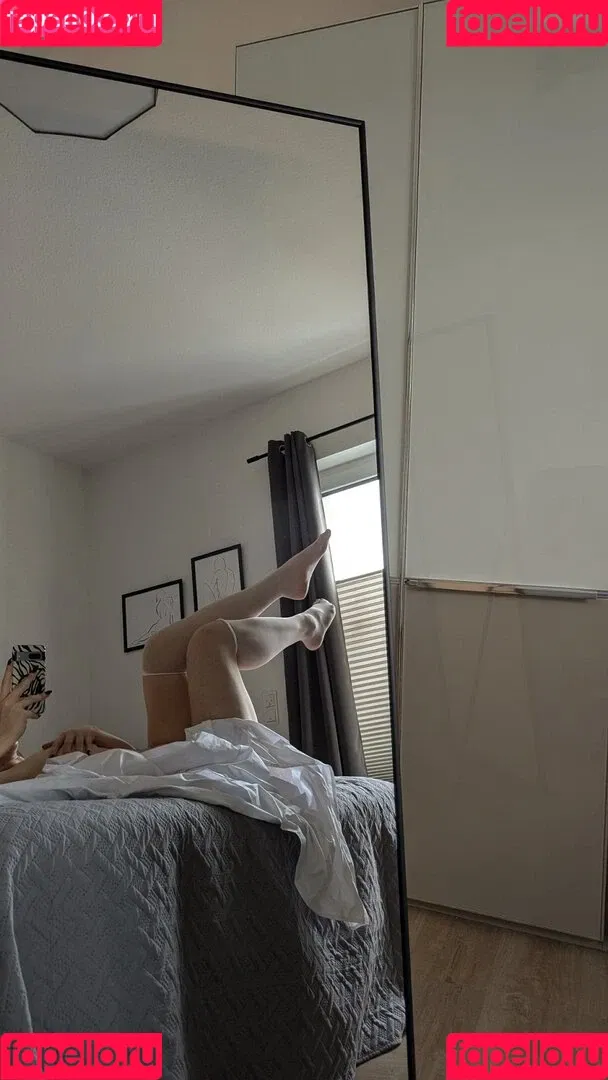 neevi / neevi_twitch / neevilicious / neeviliciouz Onlyfans Photo Gallery 