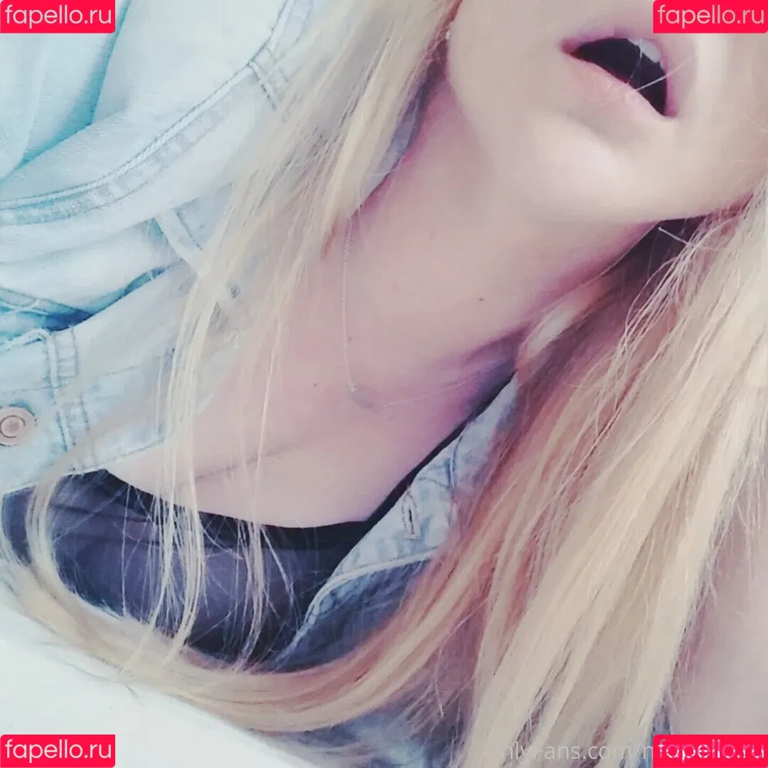 neevi / neevi_twitch / neevilicious / neeviliciouz Onlyfans Photo Gallery 