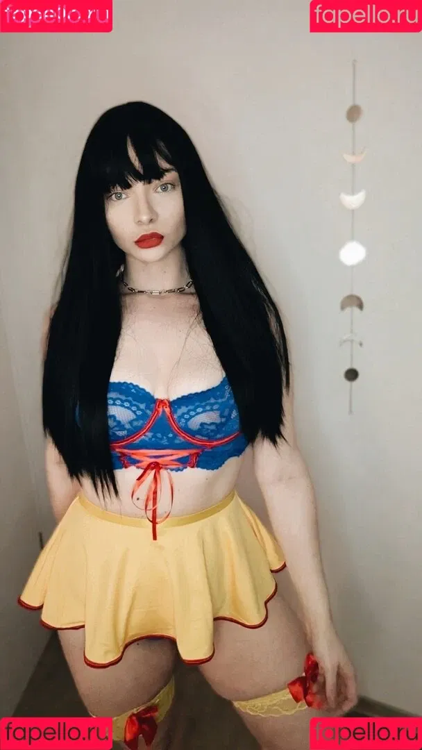 neevi / neevi_twitch / neevilicious / neeviliciouz Onlyfans Photo Gallery 