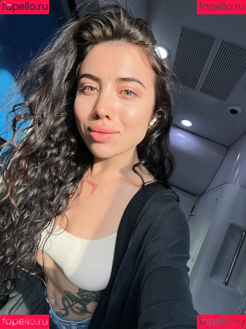 kaira_xaen / xaen_kara Onlyfans Photo Gallery 