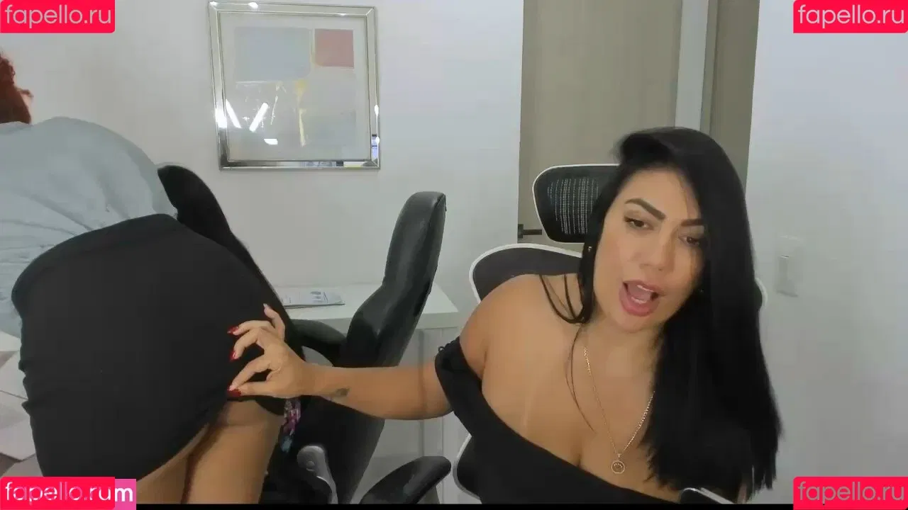 Emilybrowm / emillybrowm / emilyr_brown / https: Onlyfans Photo Gallery 