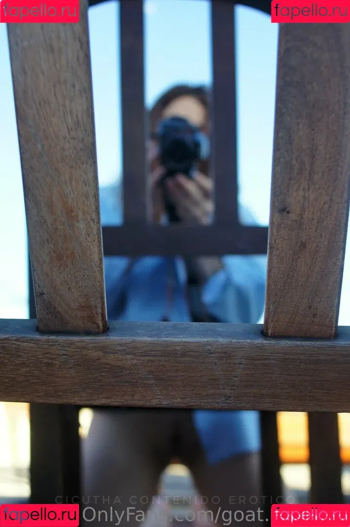 goat.redhead / thegingerfarmgirl Onlyfans Photo Gallery 