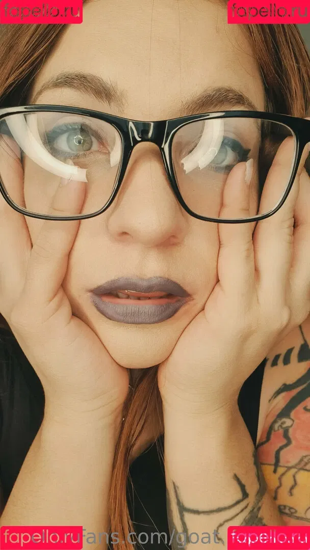 goat.redhead / thegingerfarmgirl Onlyfans Photo Gallery 