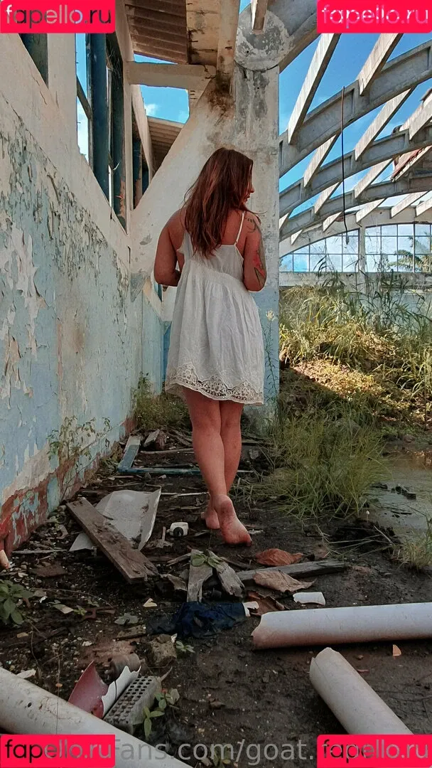 goat.redhead / thegingerfarmgirl Onlyfans Photo Gallery 