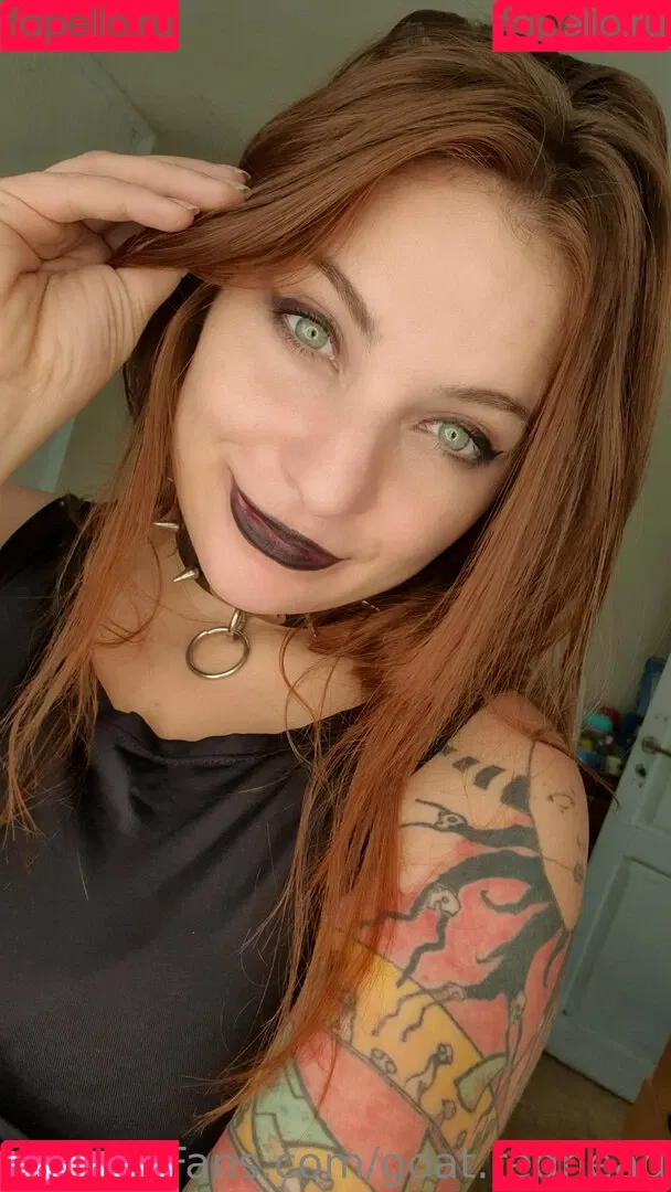 goat.redhead / thegingerfarmgirl Onlyfans Photo Gallery 