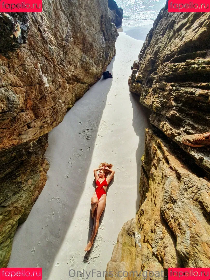 goat.redhead / thegingerfarmgirl Onlyfans Photo Gallery 