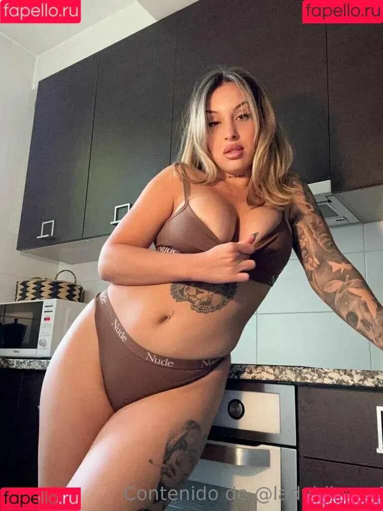 lady__s_____ / ladybiigass Onlyfans Photo Gallery 