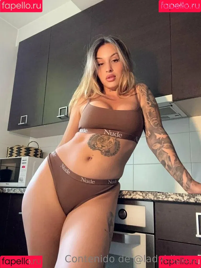 lady__s_____ / ladybiigass Onlyfans Photo Gallery 