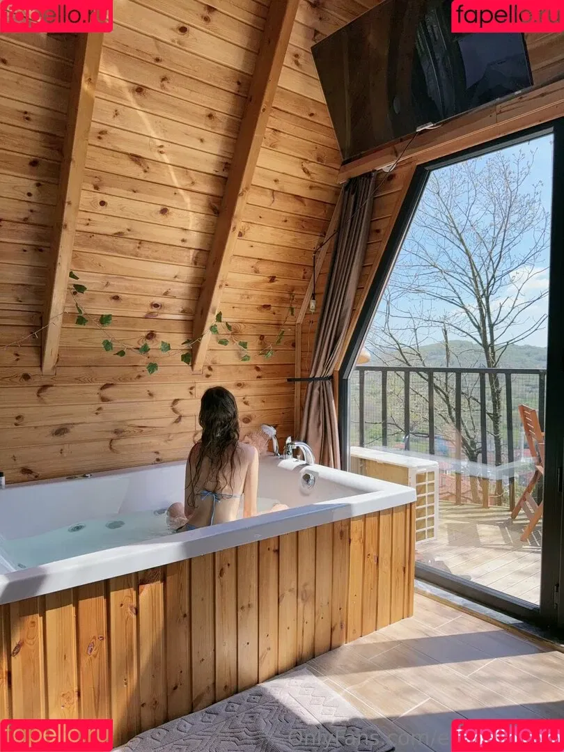 ava___eva / evaava_free Onlyfans Photo Gallery 