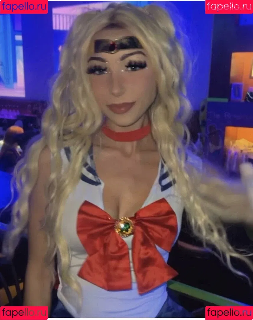 Ali / Allliieee333 / aliaremyinitials Onlyfans Photo Gallery 