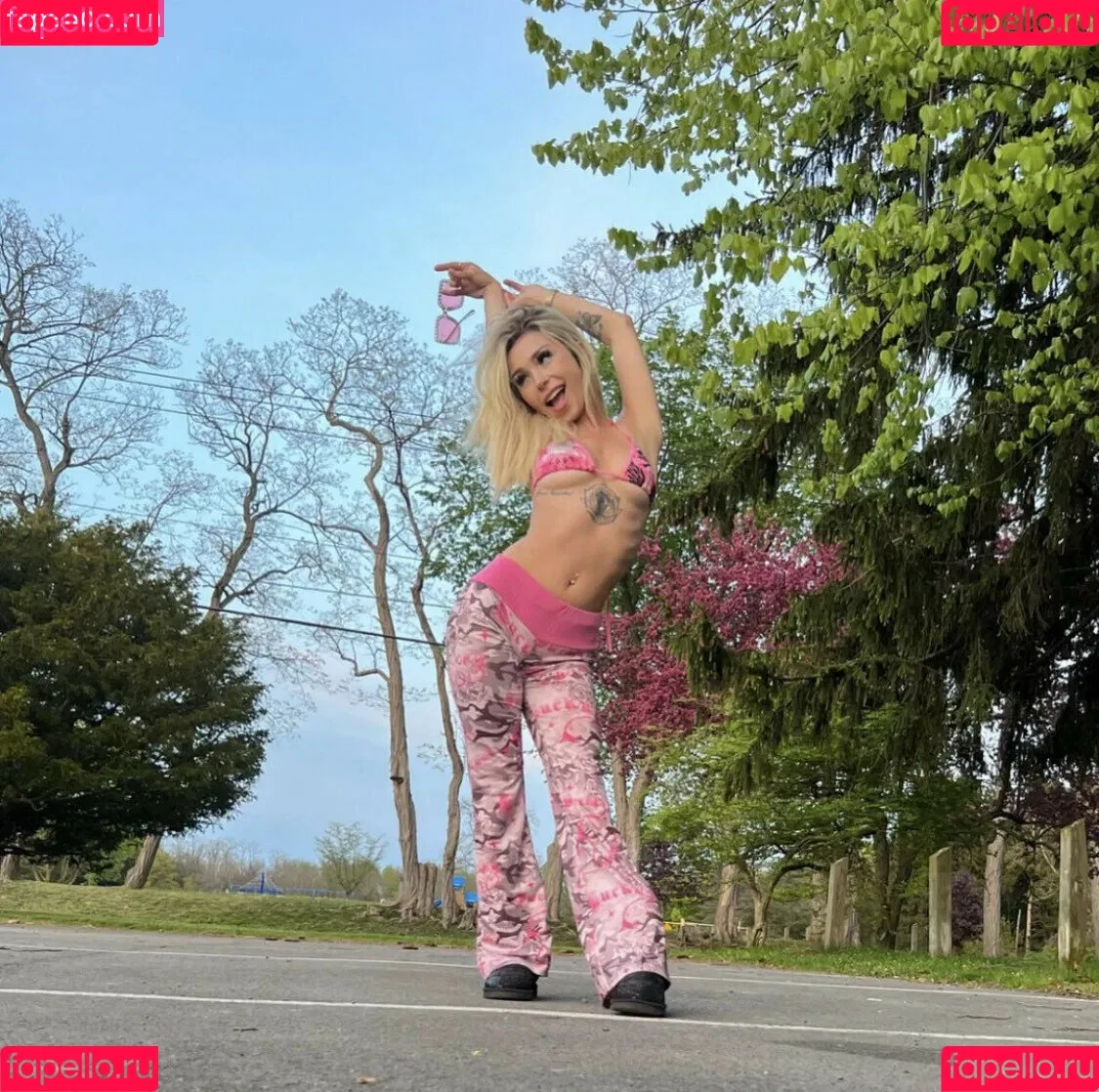 Ali / Allliieee333 / aliaremyinitials Onlyfans Photo Gallery 