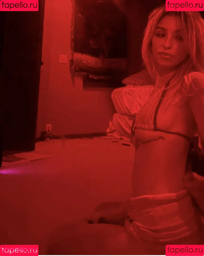 Ali / Allliieee333 / aliaremyinitials Onlyfans Photo Gallery 