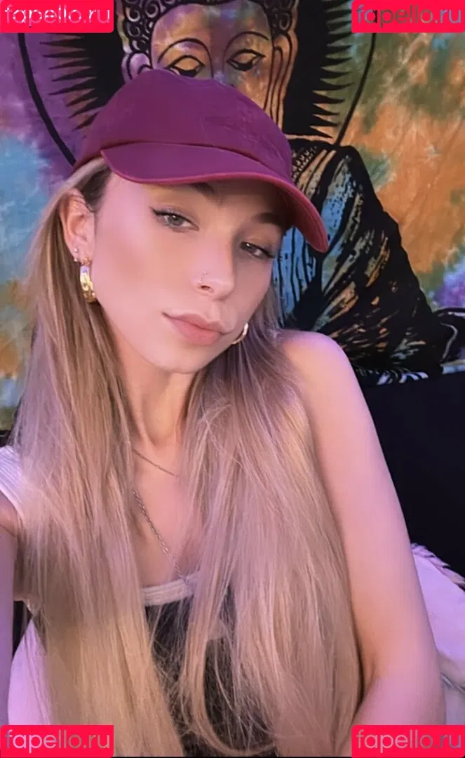 Ali / Allliieee333 / aliaremyinitials Onlyfans Photo Gallery 