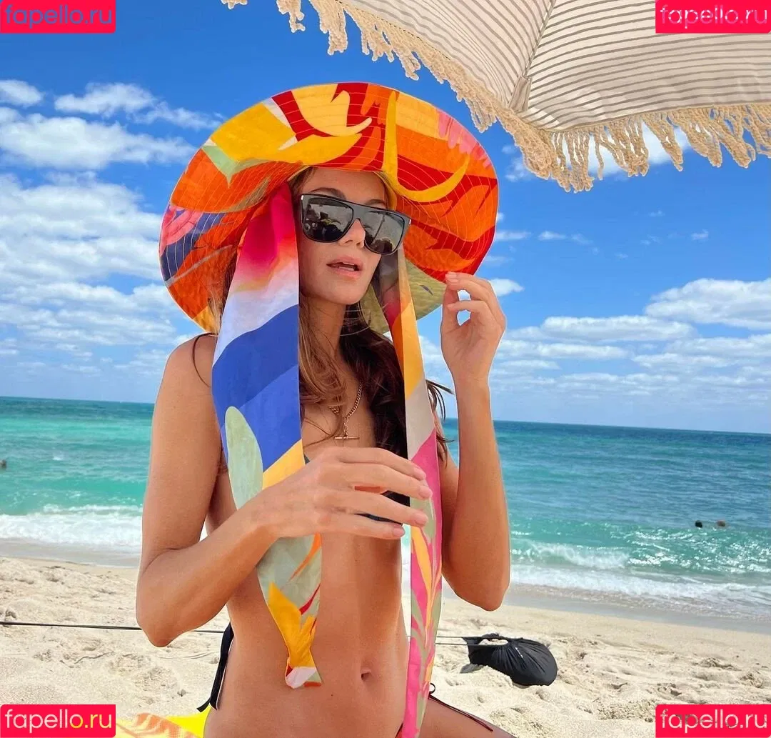 Michelle Monaghan / michellemonaghan / realmonaghan Onlyfans Photo Gallery 