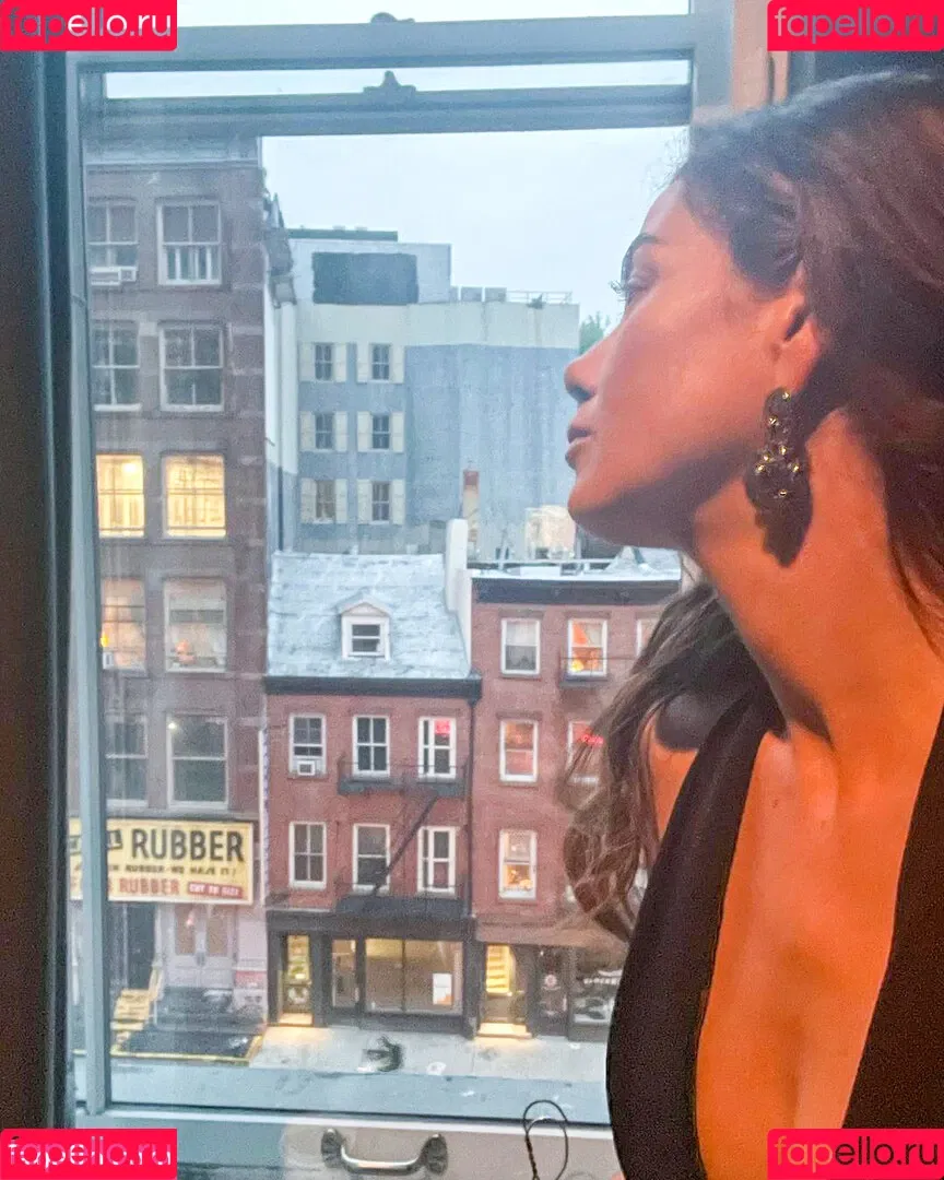 Michelle Monaghan / michellemonaghan / realmonaghan Onlyfans Photo Gallery 