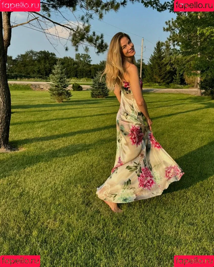 Michelle Monaghan / michellemonaghan / realmonaghan Onlyfans Photo Gallery 