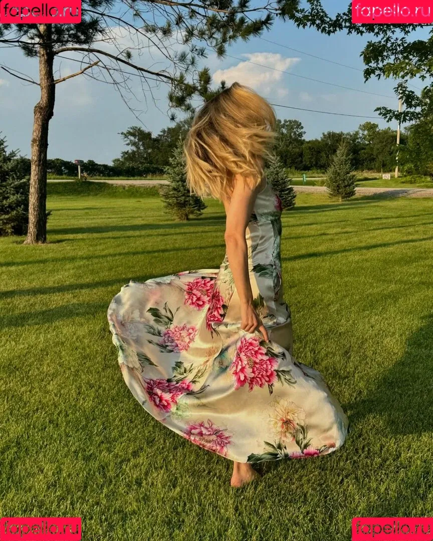 Michelle Monaghan / michellemonaghan / realmonaghan Onlyfans Photo Gallery 