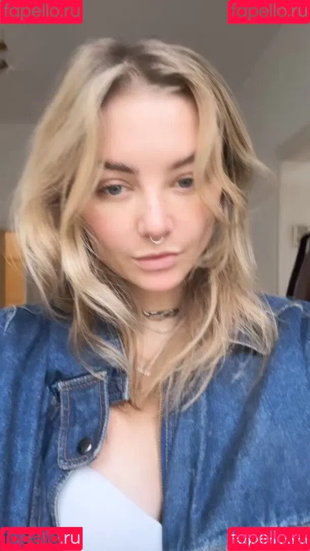 Juleslw / Julia Wulf Onlyfans Photo Gallery 