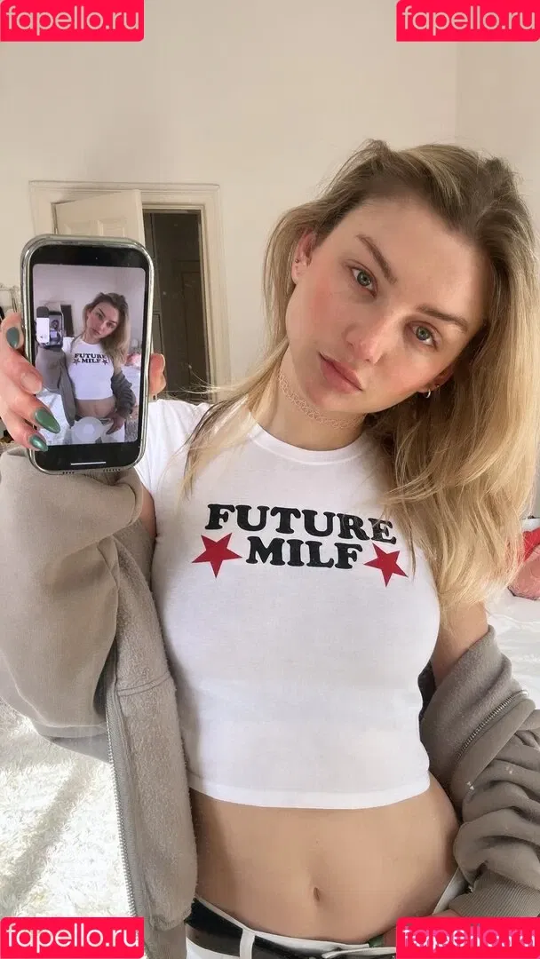 Juleslw / Julia Wulf Onlyfans Photo Gallery 