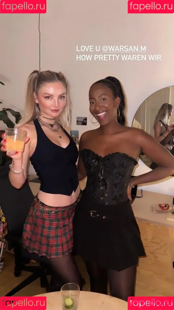 Juleslw / Julia Wulf Onlyfans Photo Gallery 