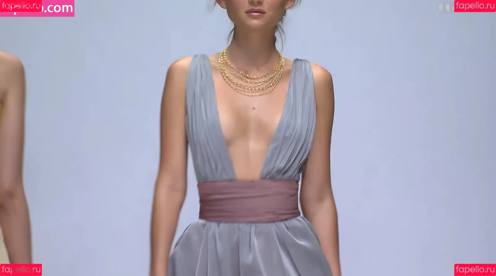 Juleslw / Julia Wulf Onlyfans Photo Gallery 