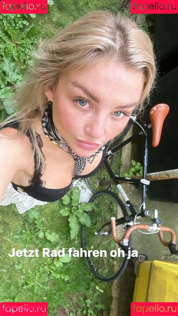 Juleslw / Julia Wulf Onlyfans Photo Gallery 