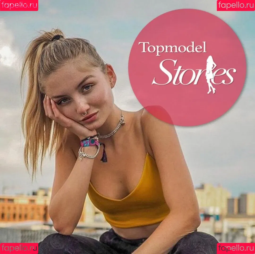 Juleslw / Julia Wulf Onlyfans Photo Gallery 