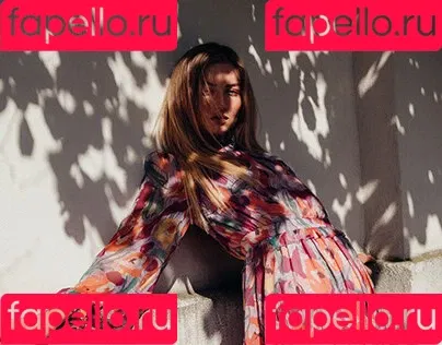 Juleslw / Julia Wulf Onlyfans Photo Gallery 