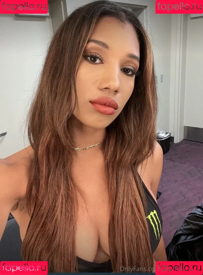Brookliyn Wren / UFC Ring Girl / brookliyn_wren / brookliynwren / helloBROOKLIYN Onlyfans Photo Gallery 
