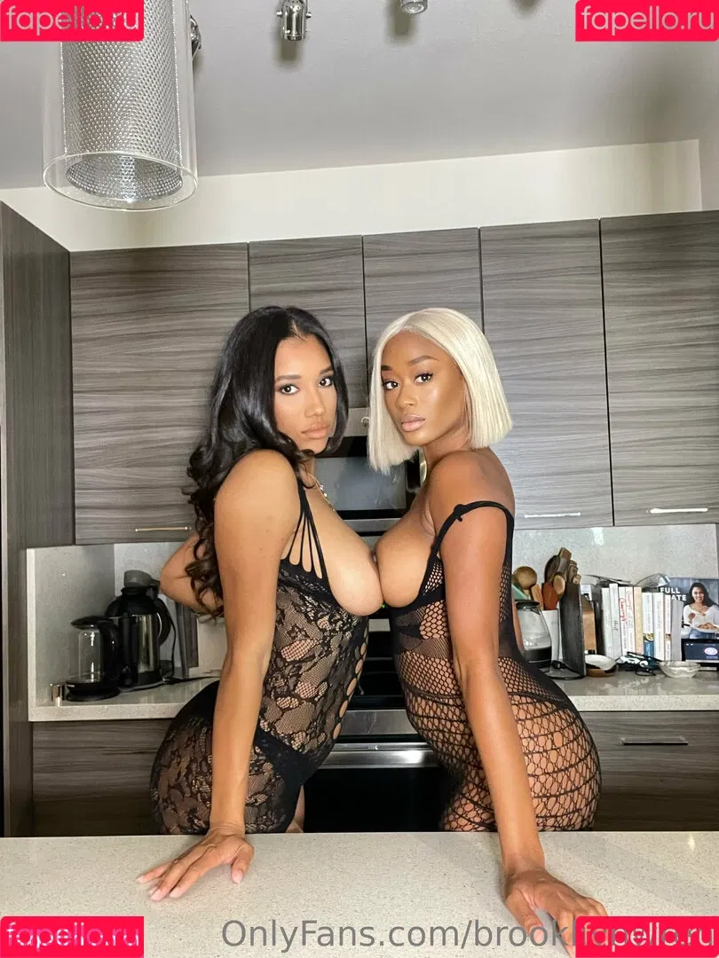 Brookliyn Wren / UFC Ring Girl / brookliyn_wren / brookliynwren / helloBROOKLIYN Onlyfans Photo Gallery 