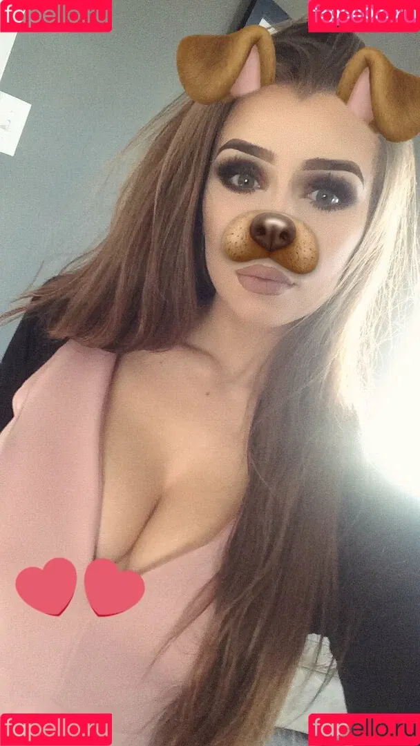 Shhhar / chvrlctte / shhhare Onlyfans Photo Gallery 