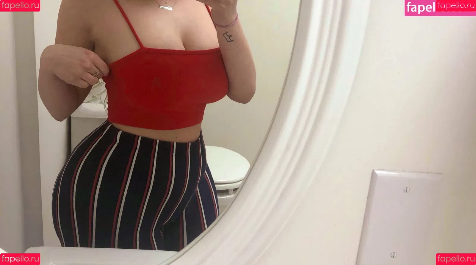 Shhhar / chvrlctte / shhhare Onlyfans Photo Gallery 