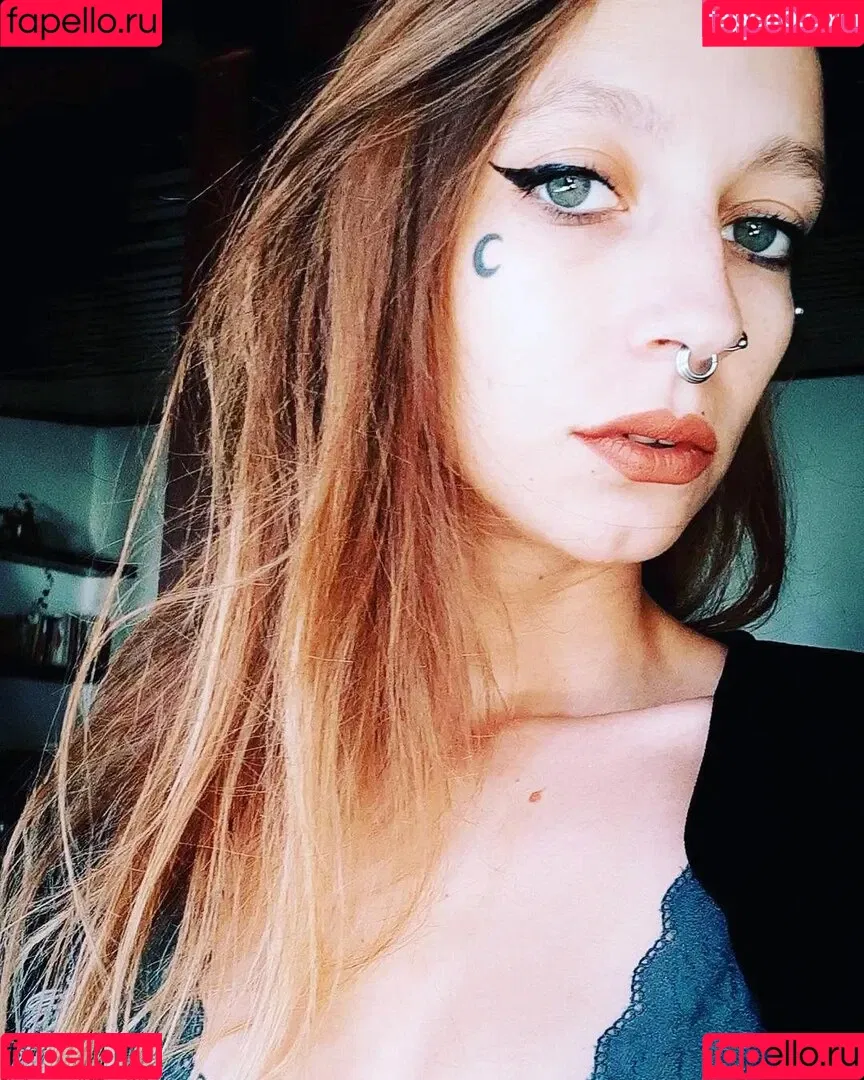 Demonia / demonia.shoes / demonia_sg Onlyfans Photo Gallery 