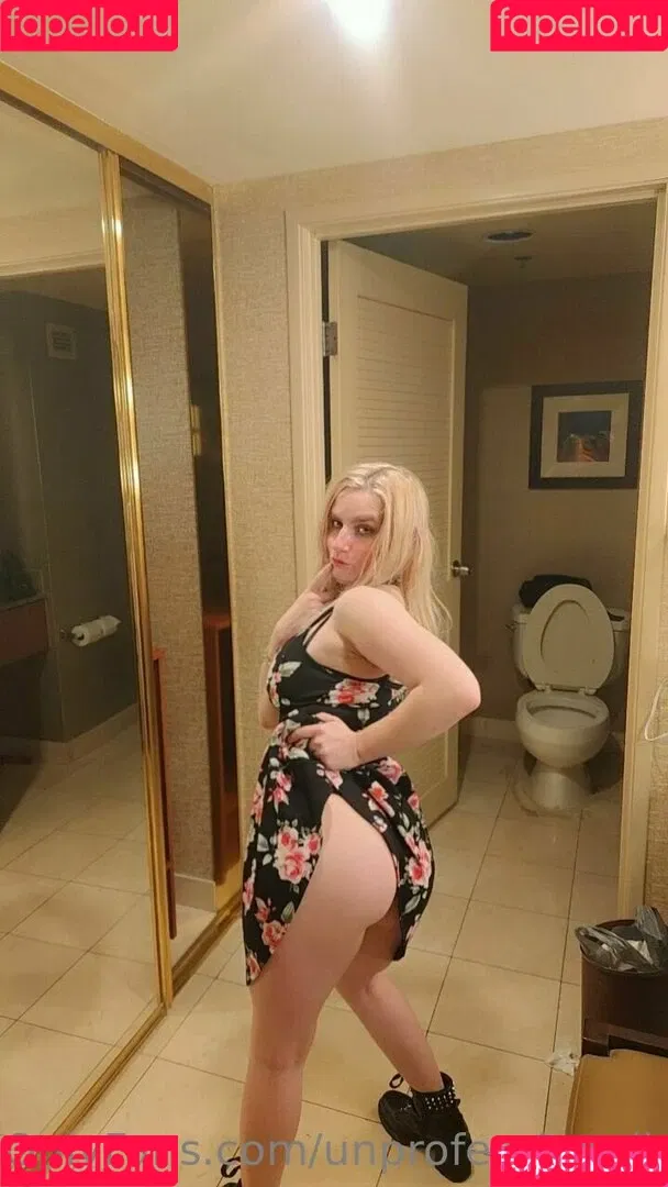 unprofessional.jpg / unprofessionaljpg Onlyfans Photo Gallery 