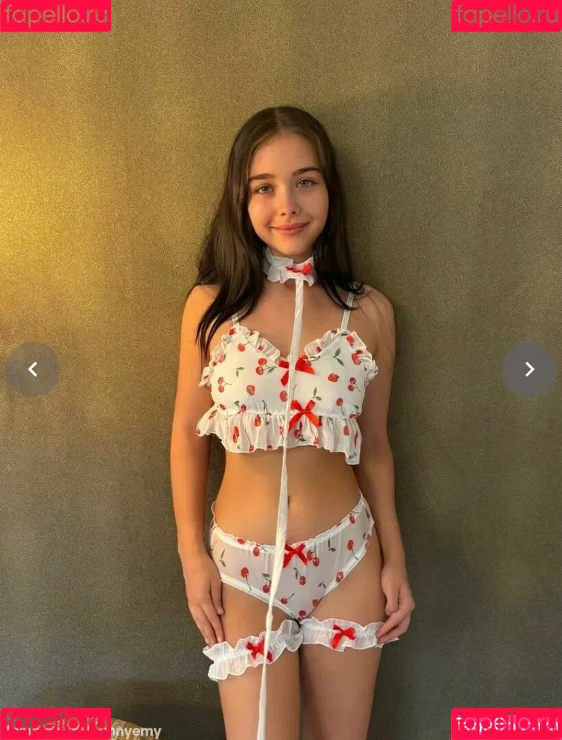 Luiza Martins / luisa-martins / luizamartins Onlyfans Photo Gallery 