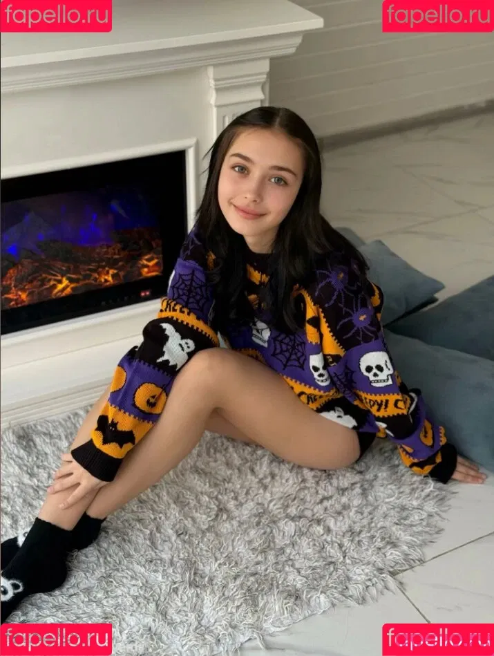 Luiza Martins / luisa-martins / luizamartins Onlyfans Photo Gallery 