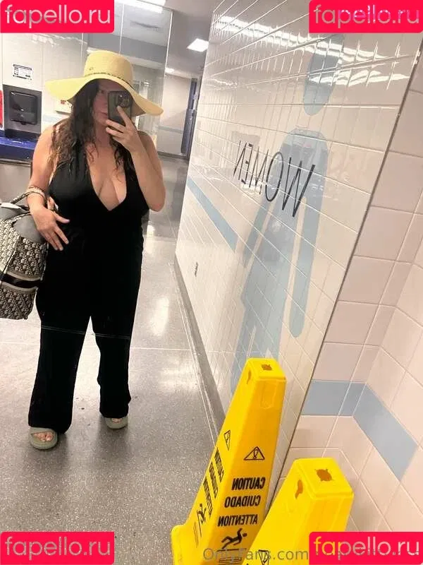 peatykittykis / peatykittykiss Onlyfans Photo Gallery 