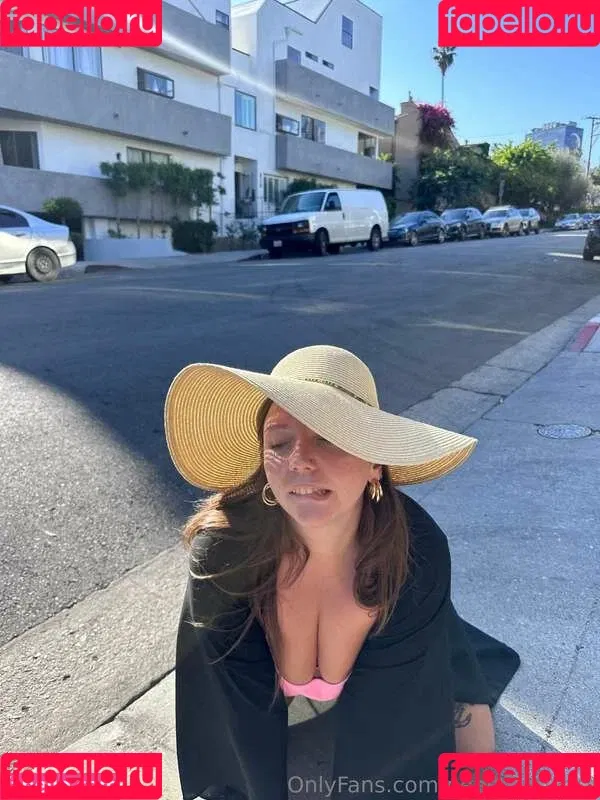 peatykittykis / peatykittykiss Onlyfans Photo Gallery 