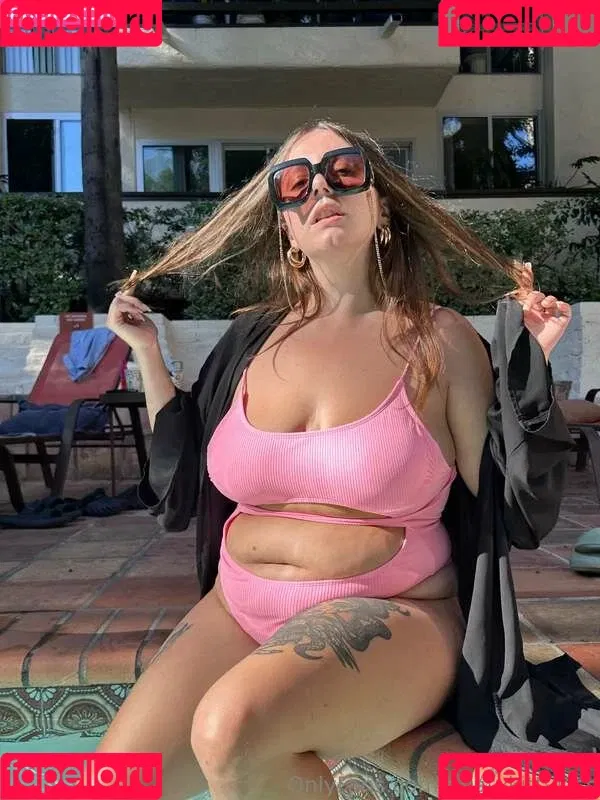 peatykittykis / peatykittykiss Onlyfans Photo Gallery 