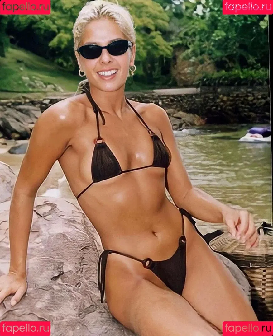 Adriane Galisteu / galisteuoficial Onlyfans Photo Gallery 